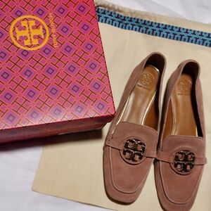 Tory Burch Metal Miller Suede Loafers In Mauve Color